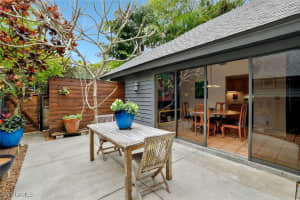 1329 Solana Rd K5, Naples