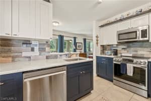 30 Kings Road, Naples, FL 34112 - MLS#226003892