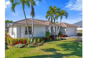 278 Bass Court, Marco Island, FL 34145 - MLS#226003923