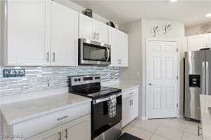 4121 68th Avenue, Naples, FL 34120 - MLS#226003924