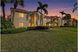 7762 Jewel Ln 201, Naples