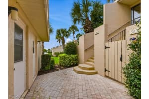 5403 Fox Hollow Drive, Naples, FL 34104 - MLS#226004007