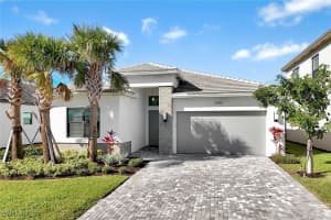 20812 Thistle Leaf Ln, Estero