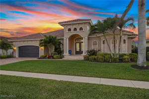 356 Capistrano Ct, Marco Island