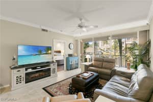 7670 Pebble Creek Circle, Naples, FL 34108 - MLS#226004047