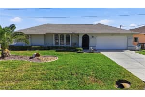 3815 5th Place, Cape Coral, FL 33914 - MLS#226004062