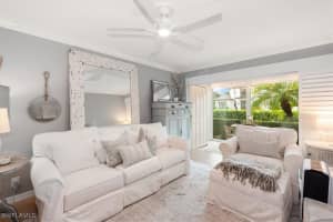 291 8th Avenue, Naples, FL 34102 - MLS#226004118