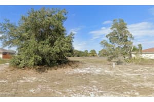2706 40th Street, Lehigh Acres, FL 33976 - MLS#226004177