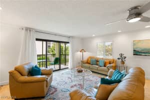 960 Swallow Avenue, Marco Island, FL 34145 - MLS#226004245