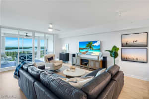 325 Dunes Boulevard, Naples, FL 34110 - MLS#226004290