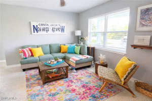 7499 Cares Away Park Cir, Bokeelia