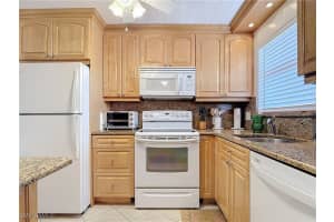 170 Turtle Lake Court, Naples, FL 34105 - MLS#226004340