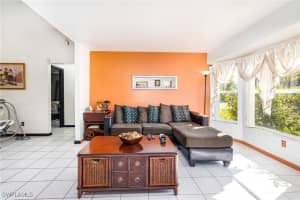 1219 19th Terrace, Cape Coral, FL 33990 - MLS#226004385
