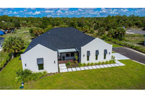 4343 10th Street, Naples, FL 34120 - MLS#226004396