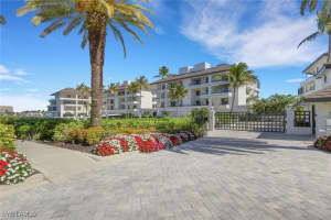 4400 Gulf Shore Blvd N 2-203, Naples