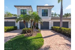 2433 Ravenna Blvd 102, Naples