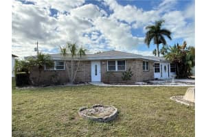 9818 Tonya Ct, Bonita Springs