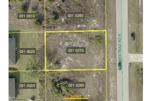772 Homestead Road, Lehigh Acres, FL 33974 - MLS#226004476