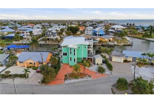 2300 Sycamore Street, St James City, FL 33956 - MLS#226004484