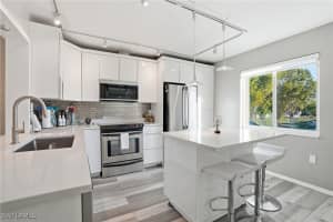 2828 Jackson St H6, Fort Myers