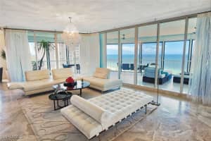 8665 Bay Colony Drive, Naples, FL 34108 - MLS#226004530