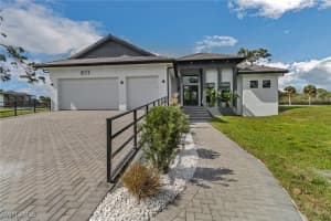 653 23rd St Sw, Naples