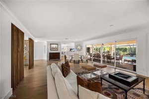 688 Parkview Lane, Naples, FL 34103 - MLS#226004586