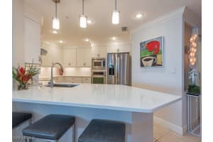 60 Seagate Drive, Naples, FL 34103 - MLS#226004594