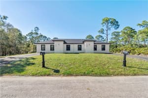 930 Hepburn Avenue, Lehigh Acres, FL 33974 - MLS#226004616