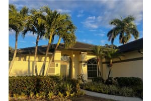 28501 Sombrero Dr W, Bonita Springs