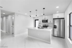 2507 26 Street, Lehigh Acres, FL 33976 - MLS#226004655