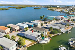 35 Emily Ln, Fort Myers Beach