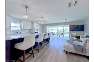 1910 Gulf Shore Blvd N 312, Naples