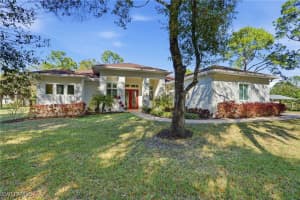 3707 5th Ave Sw, Naples