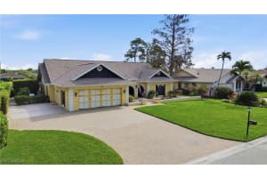 2274 Queens Way, Naples