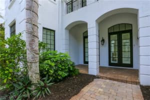 1412 Hemingway Place, Naples, FL 34103 - MLS#226004712