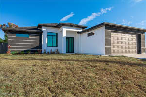 401 Kismet Parkway, Cape Coral, FL 33909 - MLS#226004738