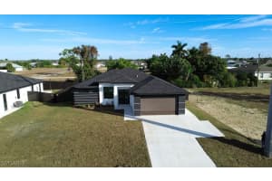 405 Kismet Parkway, Cape Coral, FL 33909 - MLS#226004753
