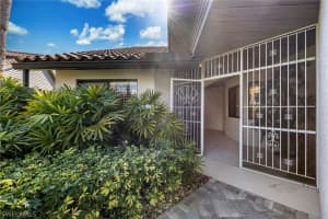 105 Cypress View Drive, Naples, FL 34113 - MLS#226004805