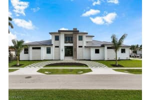 661 Amber Dr, Marco Island