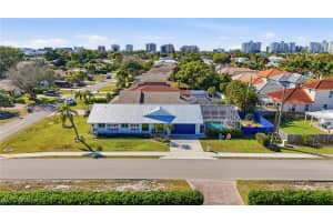 595 109th Avenue, Naples, FL 34108 - MLS#226004837