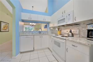 6645 Huntington Lakes Cir 203, Naples