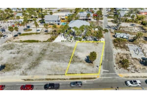 111 Coconut Drive, Fort Myers Beach, FL 33931 - MLS#226004890