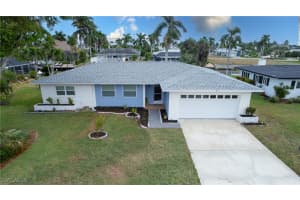 5617 Coronado Court, Cape Coral, FL 33904 - MLS#226004891