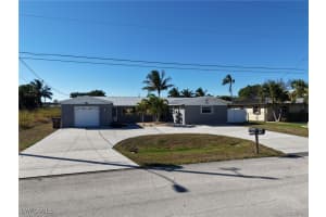 4916 Viceroy Street, Cape Coral, FL 33904 - MLS#226004906