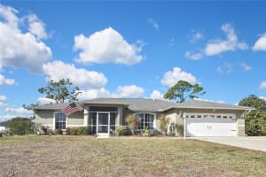 529 Durion Dr, Lehigh Acres