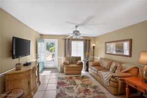 28881 Bermuda Lago Court, Bonita Springs, FL 34134 - MLS#226004951