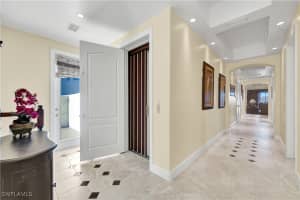 530 Avellino Isles Circle, Naples, FL 34119 - MLS#226004964
