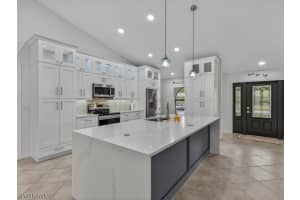 2264 Outrigger Lane, Naples, FL 34104 - MLS#226004968