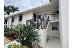 501 Lake Louise Circle, Naples, FL 34110 - MLS#226004992